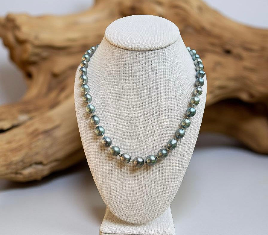 Simplicity Strand