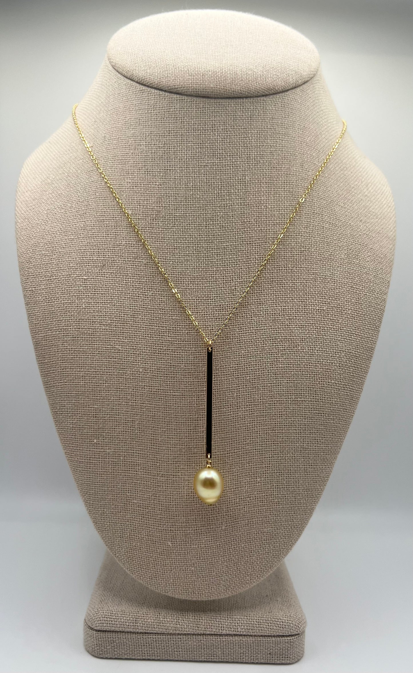 South Sea Bar Necklace