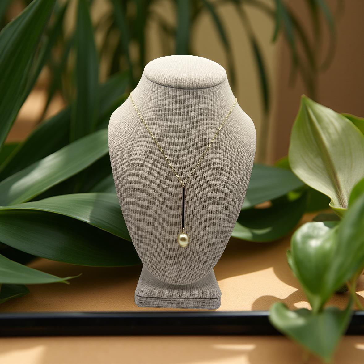 South Sea Bar Necklace