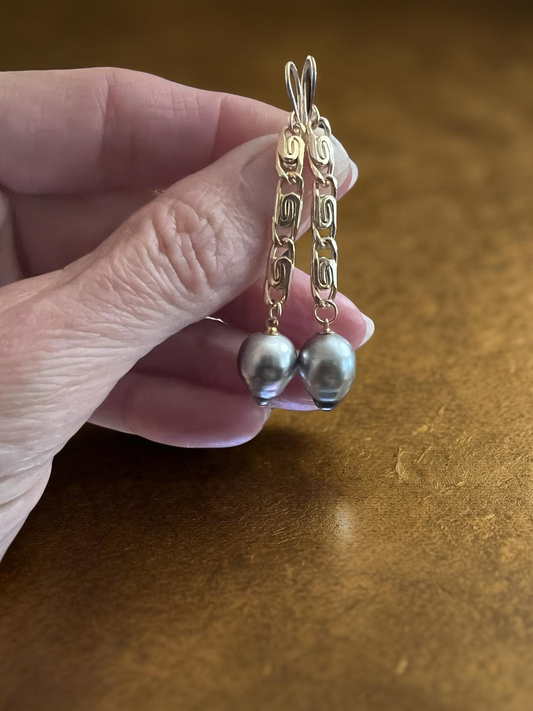 Teardrop Tahitian Scroll Earrings