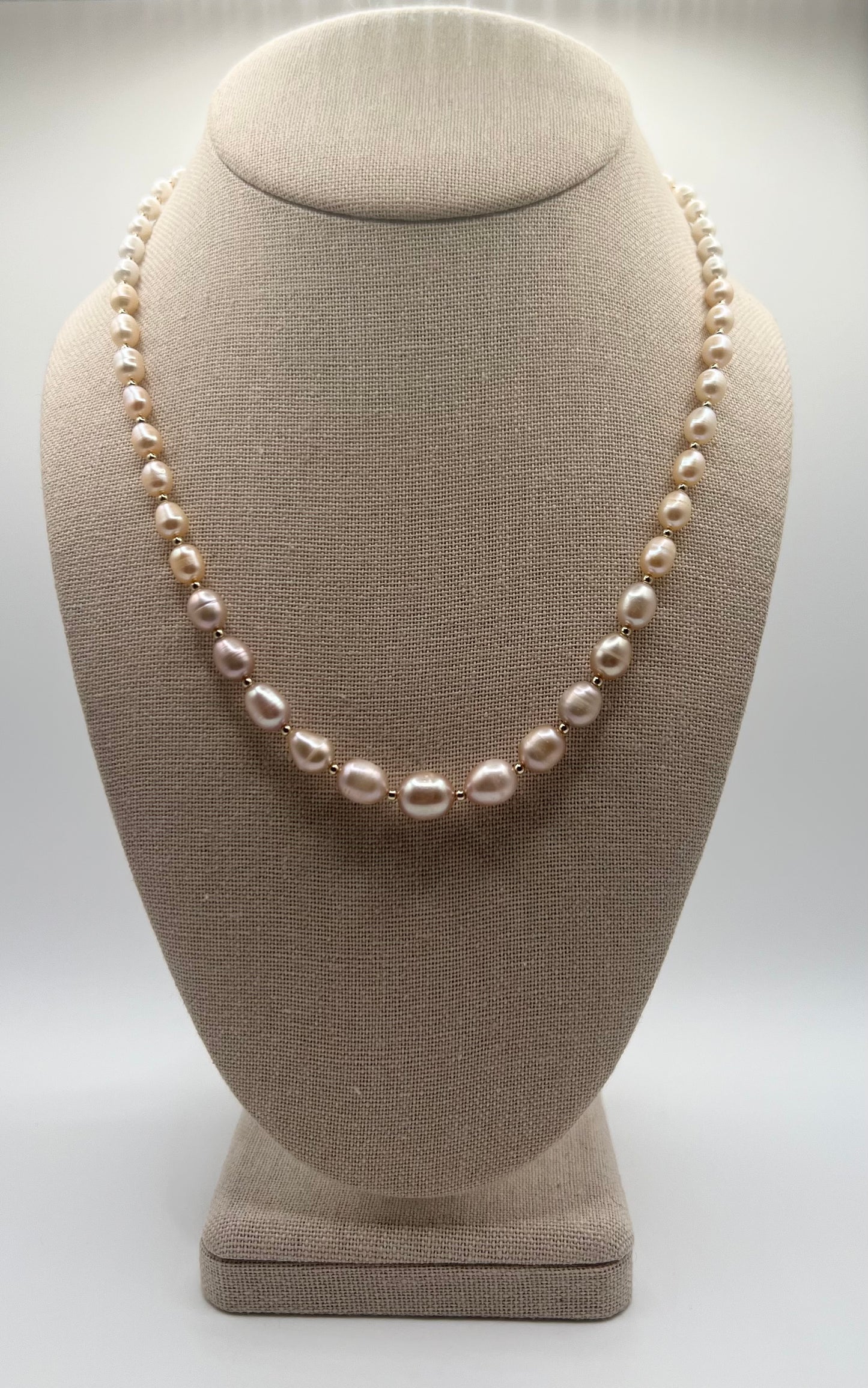Pastel Pearl Ombré Necklace