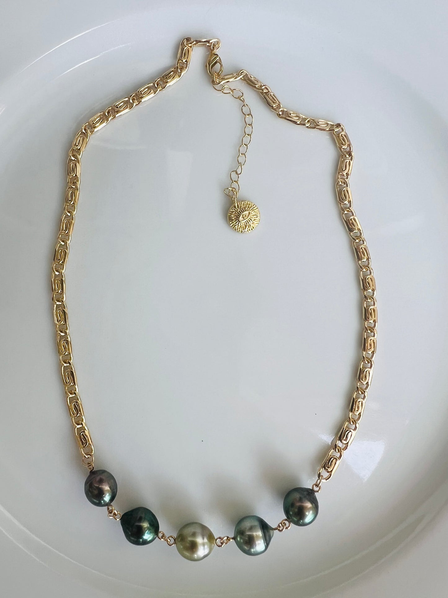 Tahitian Scroll Chain Necklace