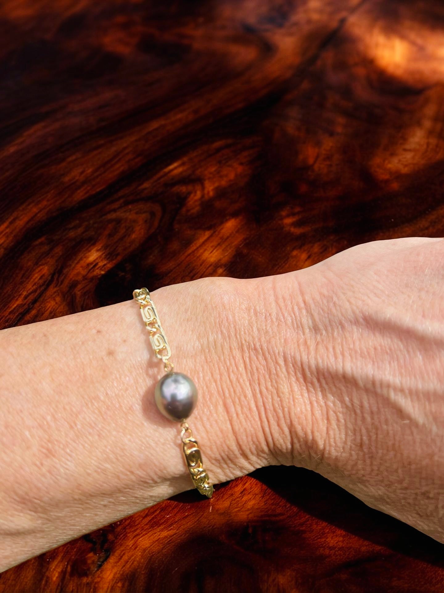 Tahitian Scroll Link Bracelet