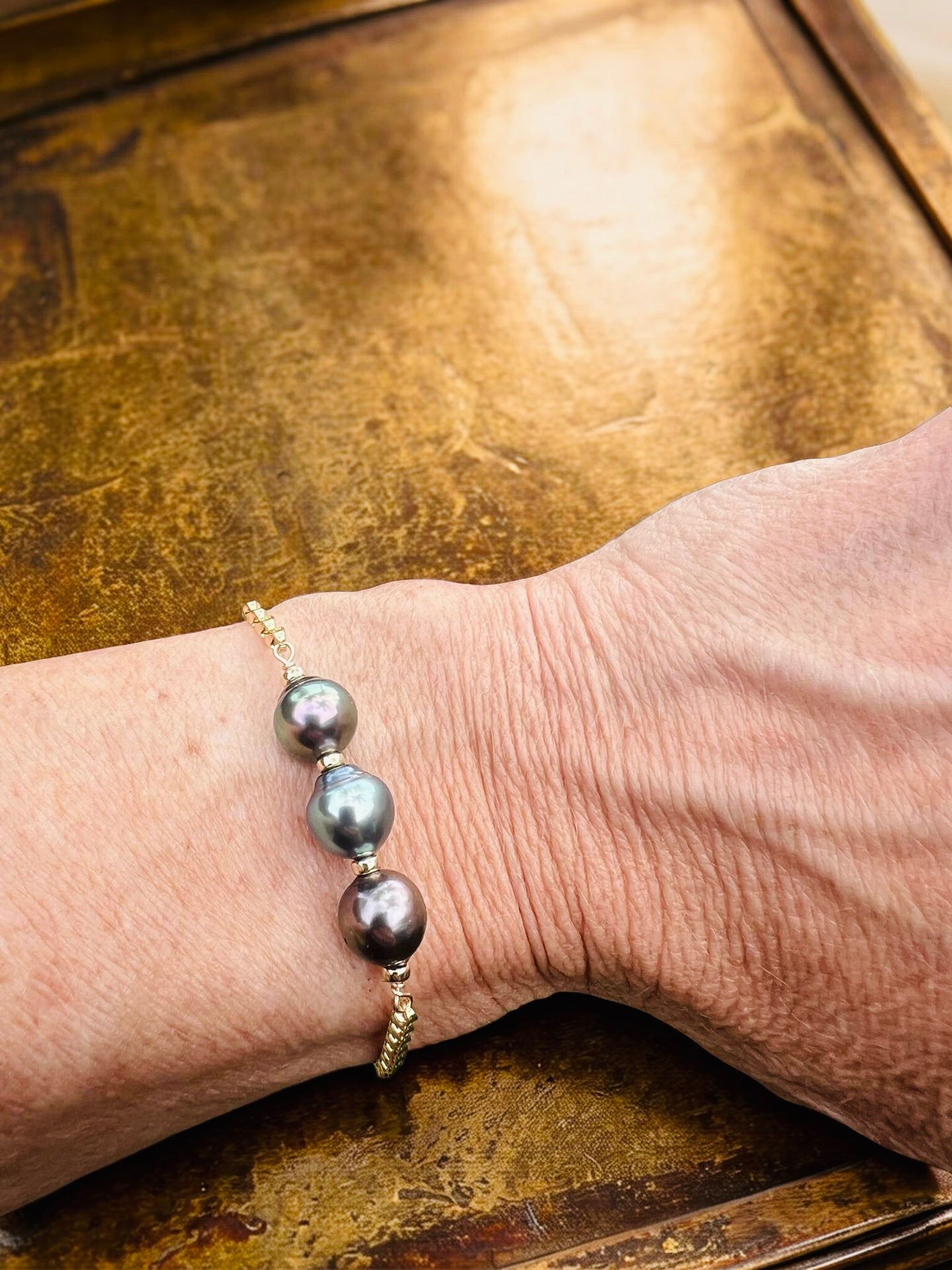 Three Tahitian Rolo Bracelet