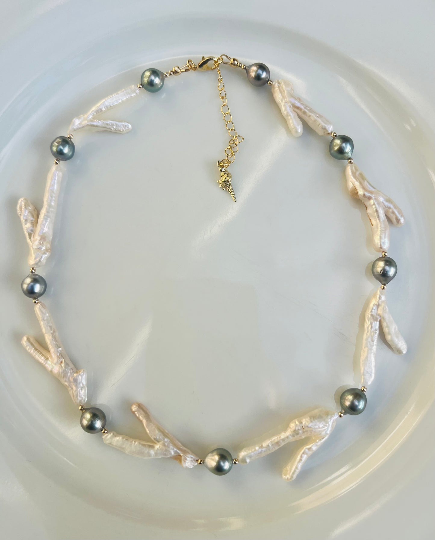 Tahitian & Chicken Feet Pearl Necklace