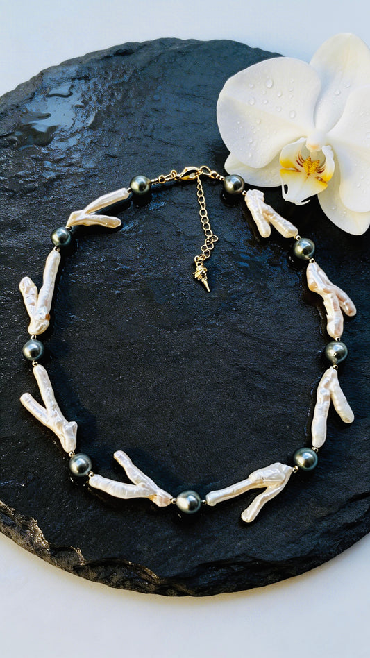 Tahitian & Chicken Feet Pearl Necklace