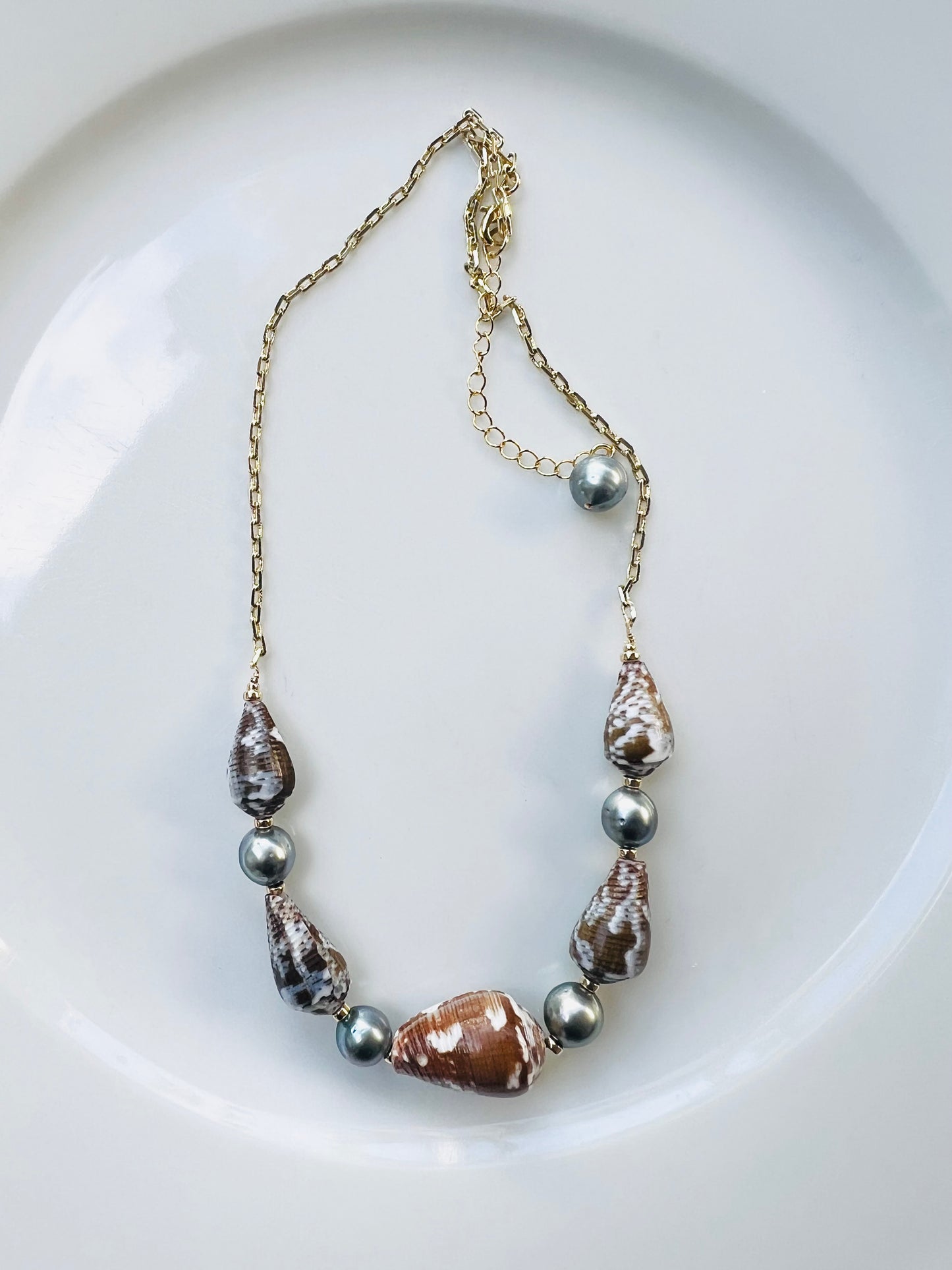Tahitian & Hawaiian Cone Shell Necklace