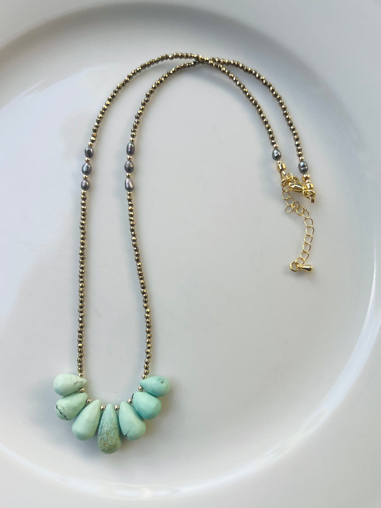 Turquoise Teardrops Necklace