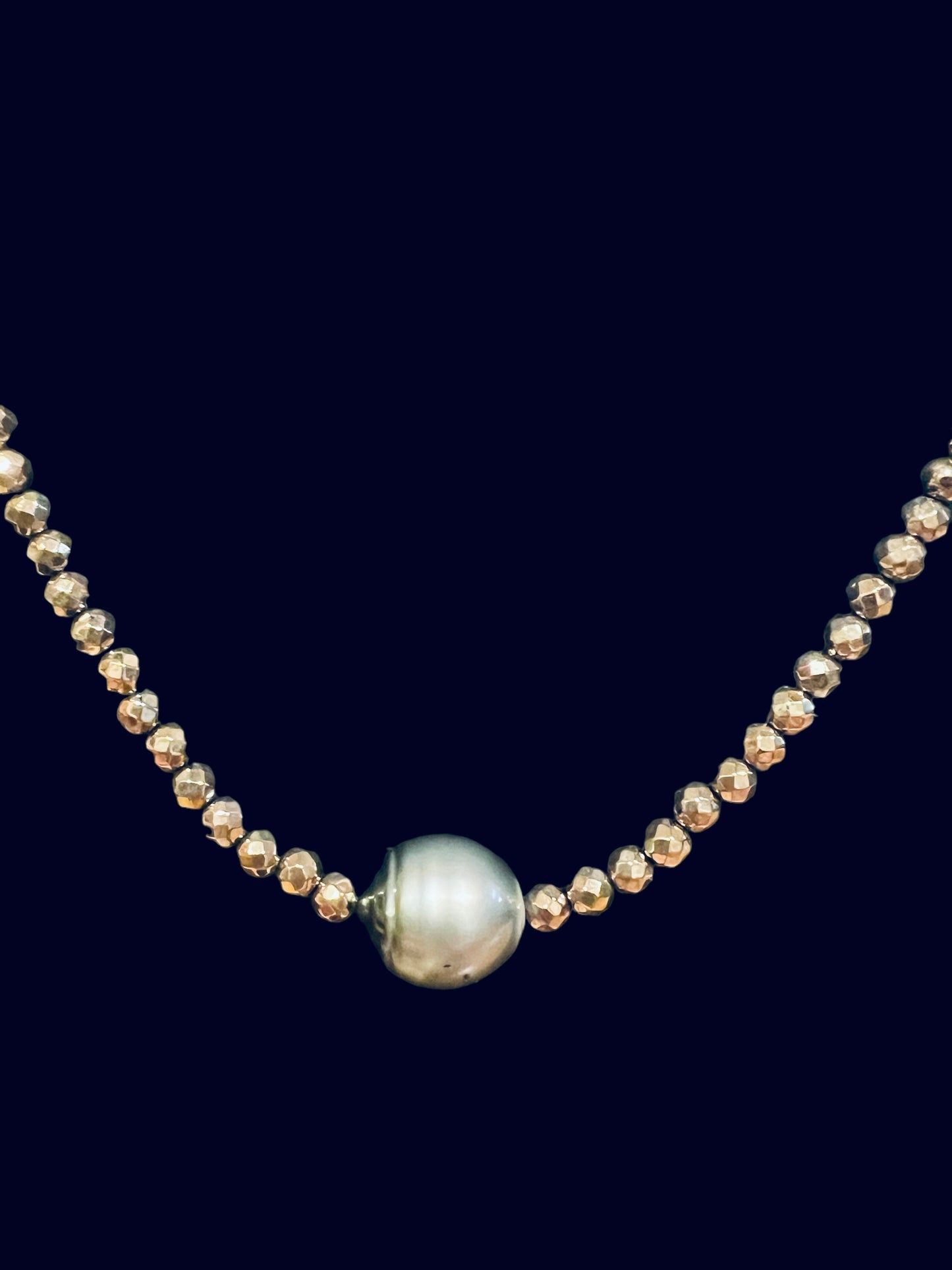 Olino Necklace
