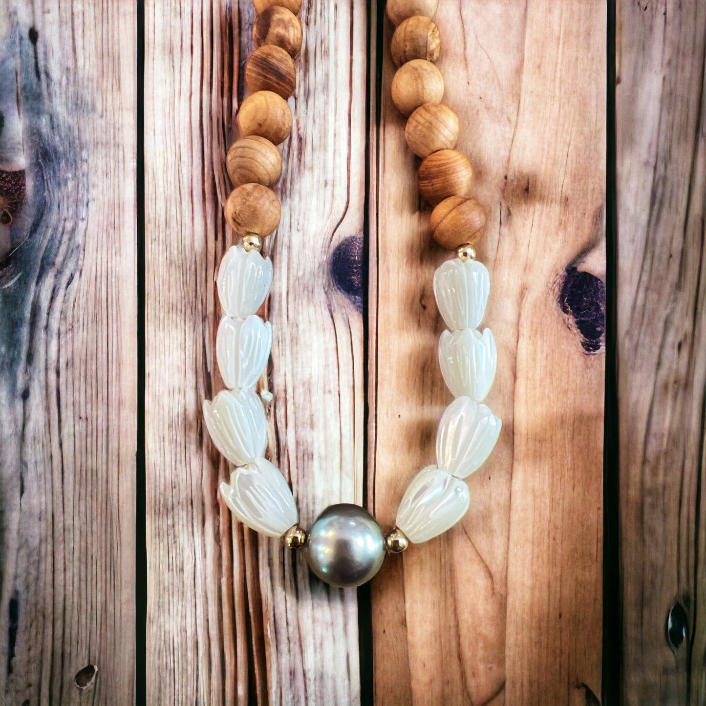Pikake Tahitian Necklace