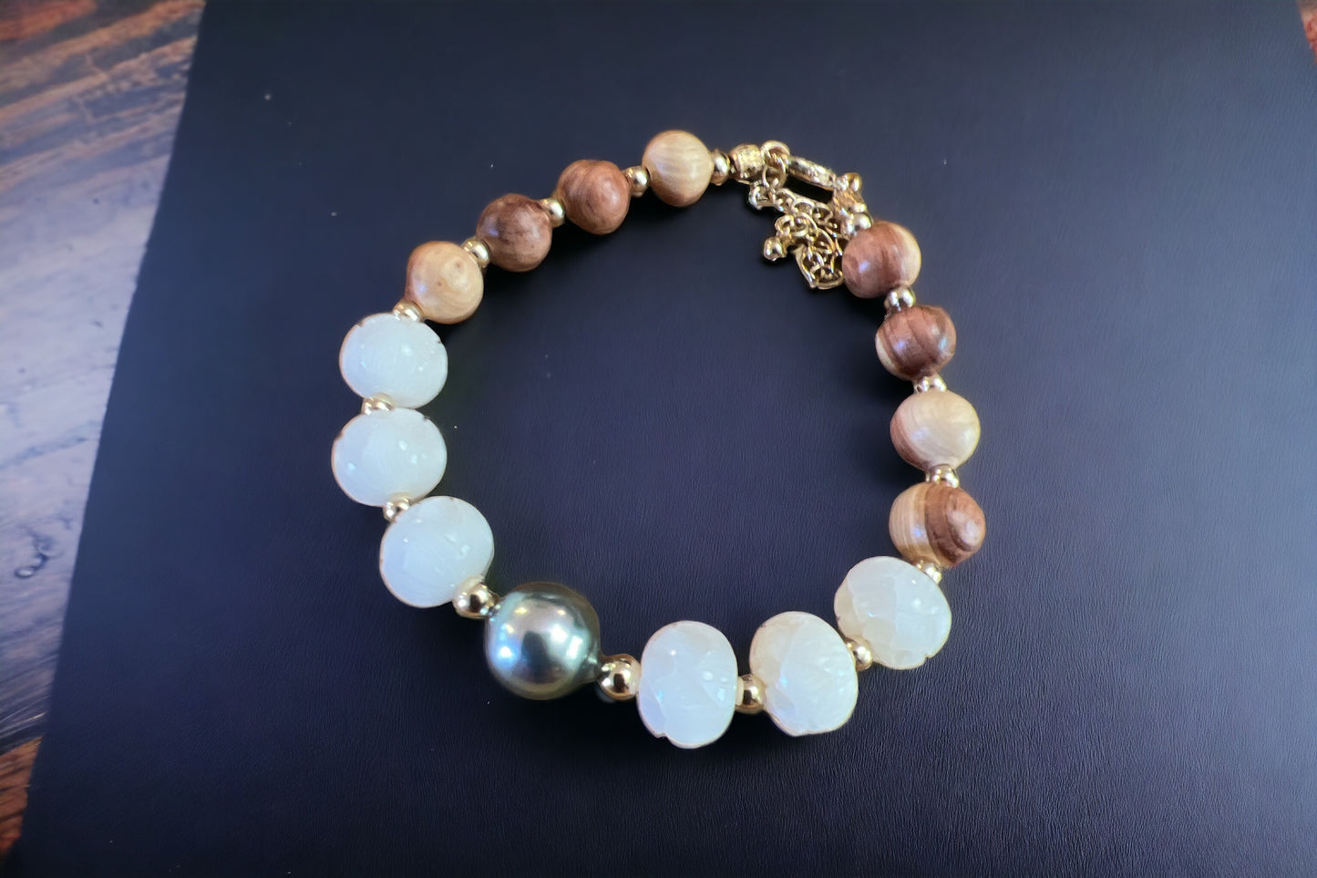 Tahitian Pearl Bodhi Root Cedar Wood Bracelet