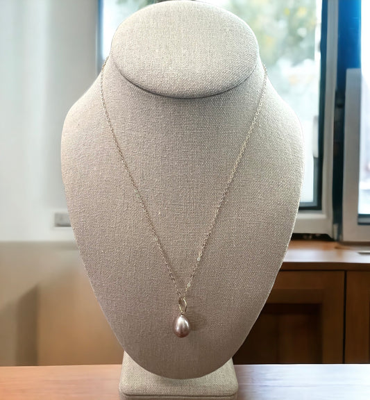 Metallic Edison Pendant Necklace - Small