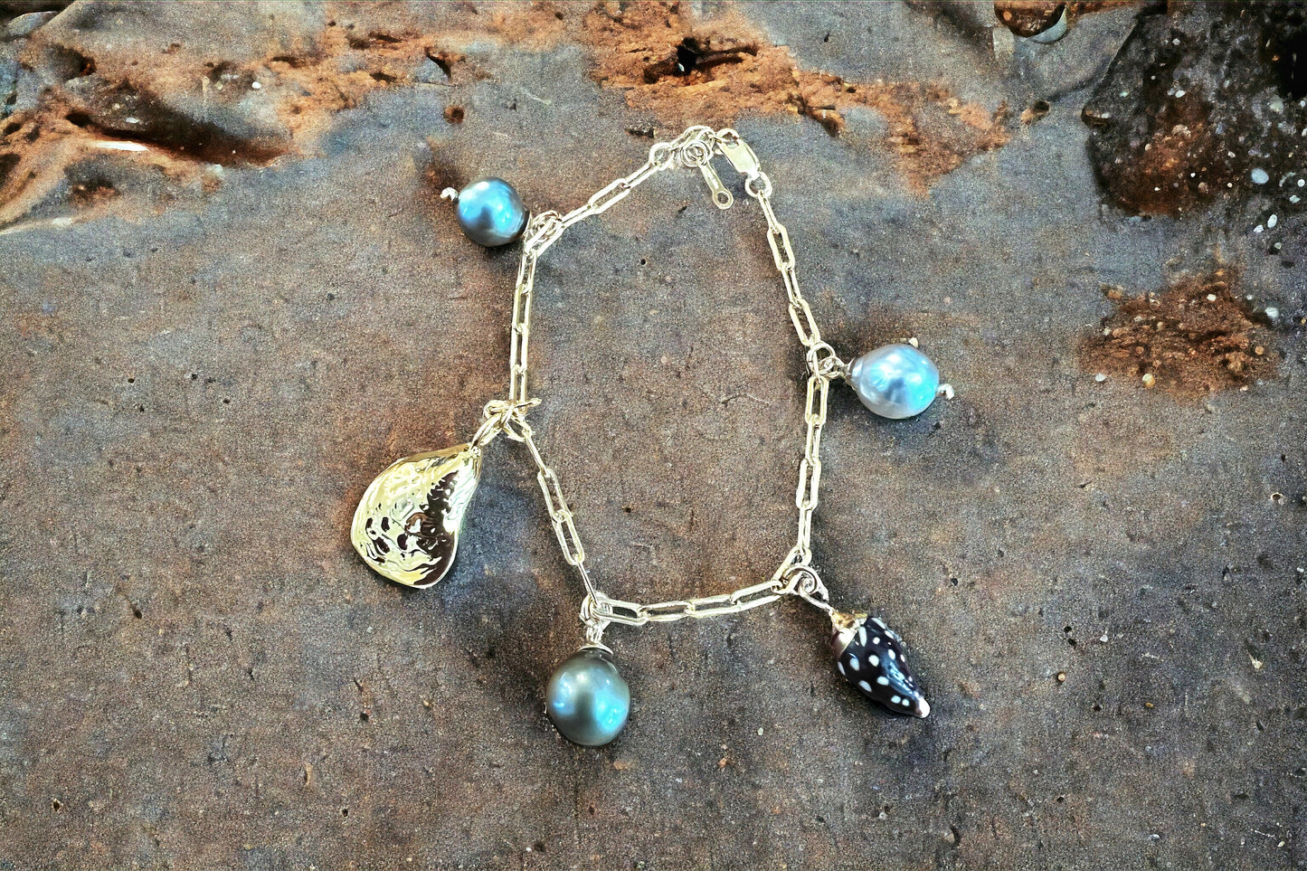 Charmed Bracelet - Oyster