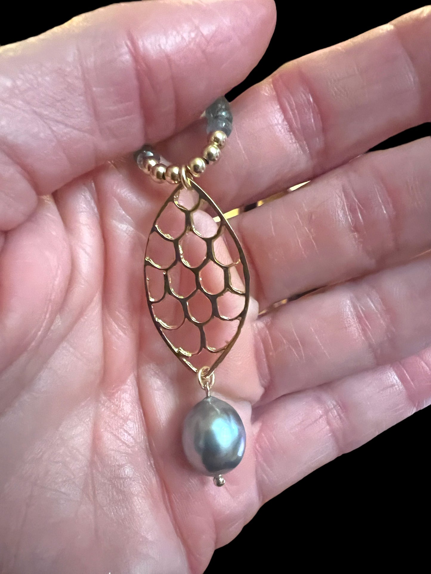 Tahitian Aquamarine Pendant Necklace