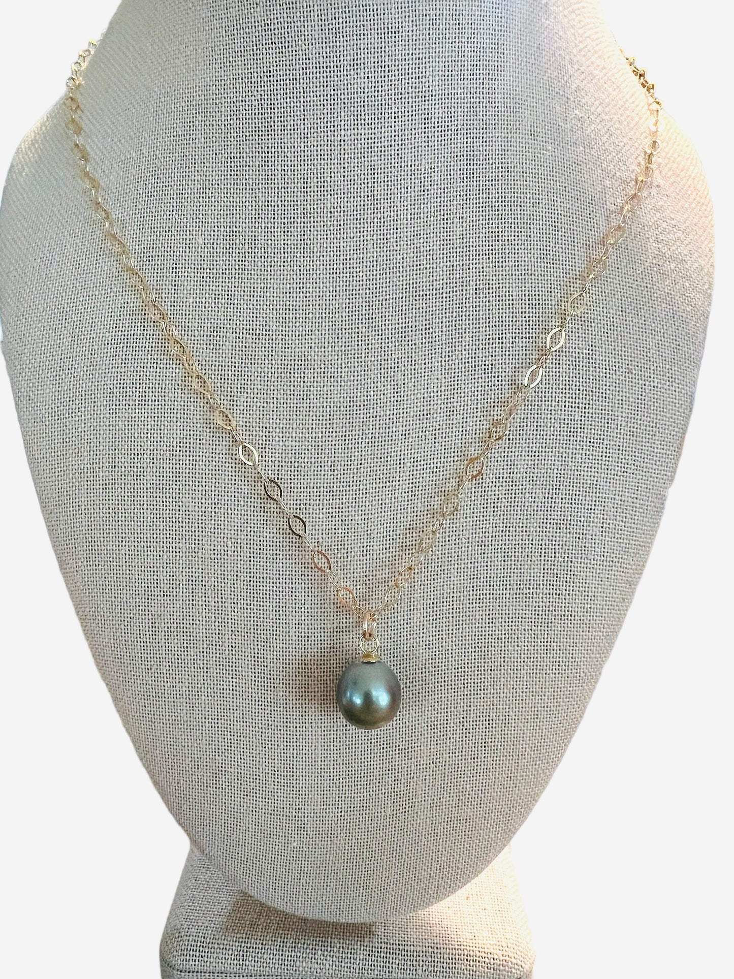 Tahitian Open Link Pendant Necklace