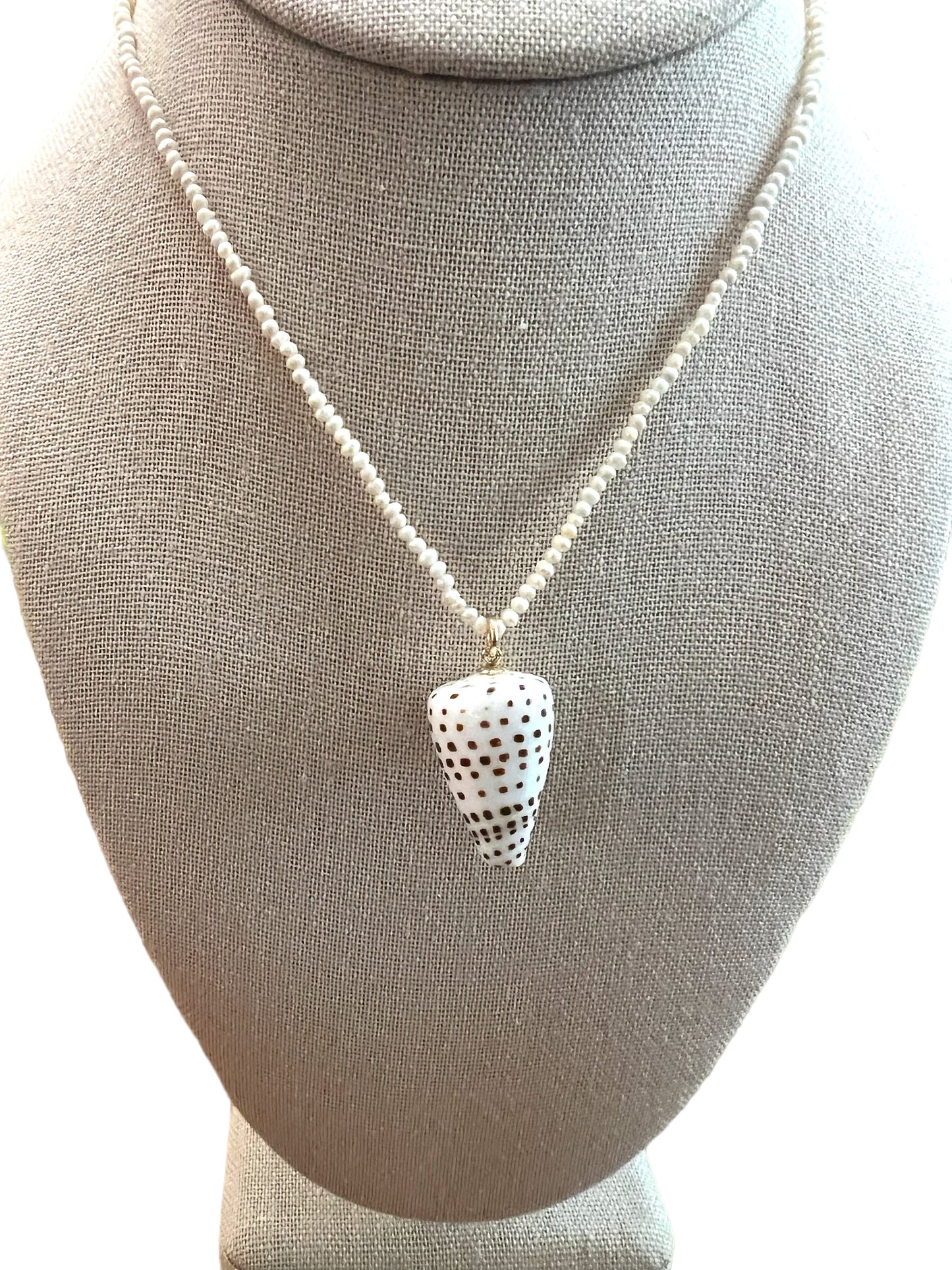 Leopard Cone Shell Pearl Necklace