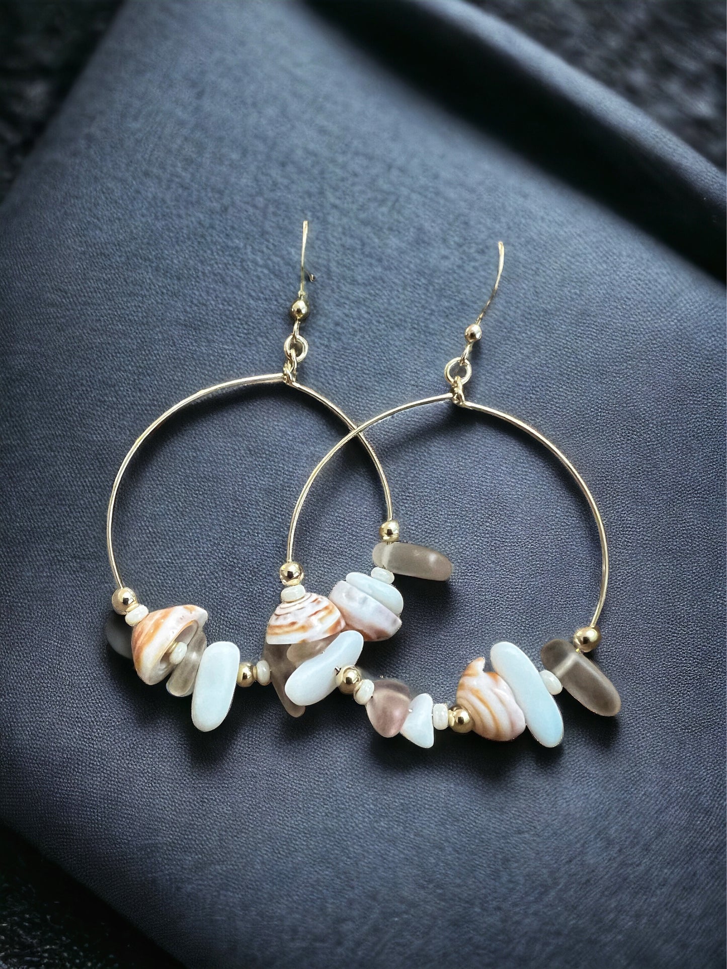 Wanderer Hoops - Puka Shell
