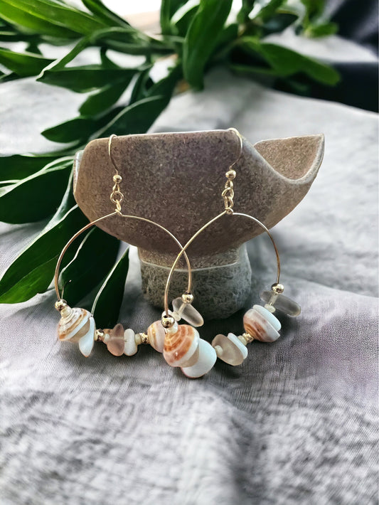 Wanderer Hoops - Puka Shell