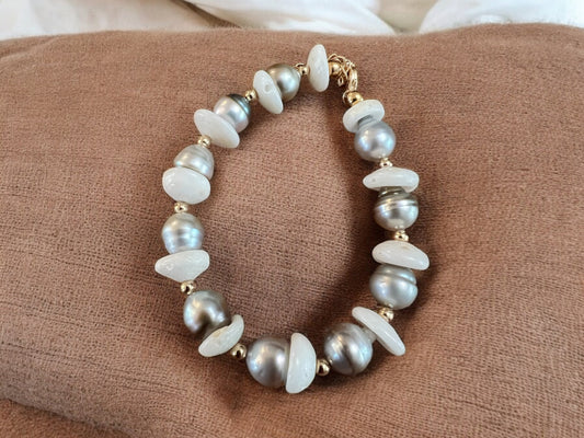 Silver Tahitian Puka Shell Bracelet