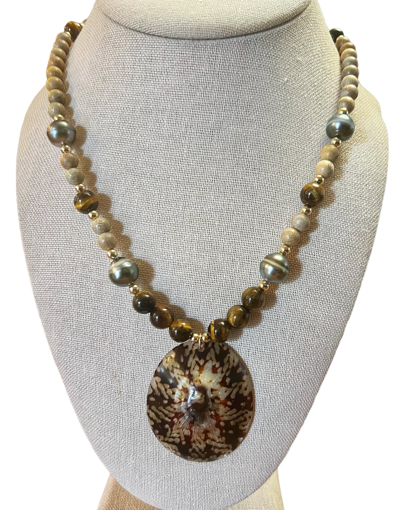 Polished Opihi & Tahitian Pearl Necklace