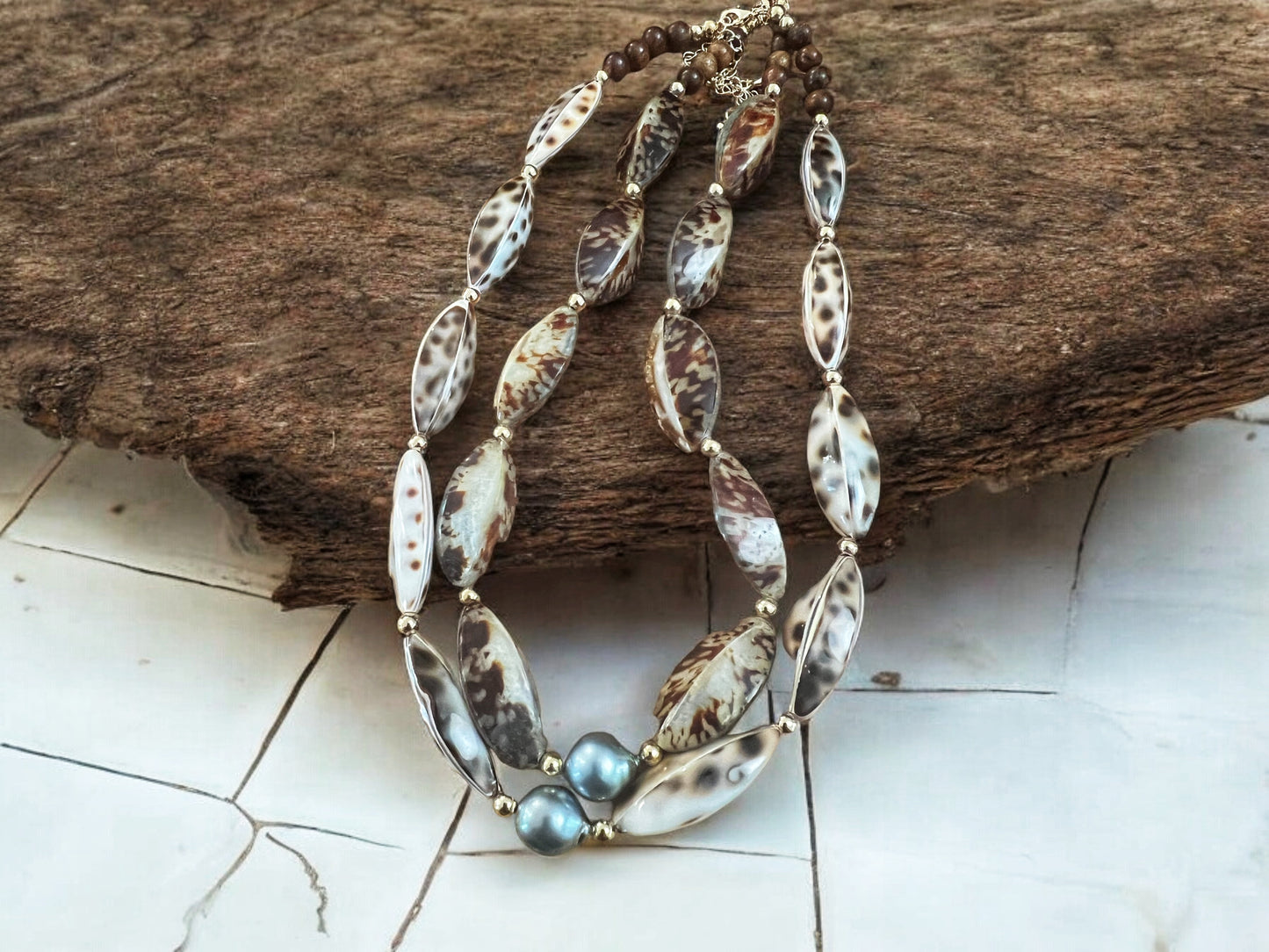Limpet Tahitian Necklace