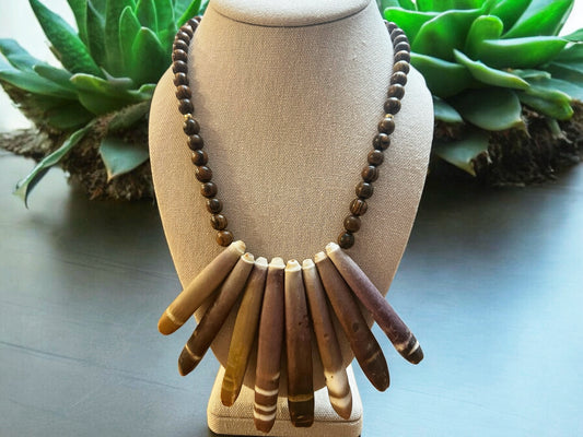 Wana & Sandalwood Necklace