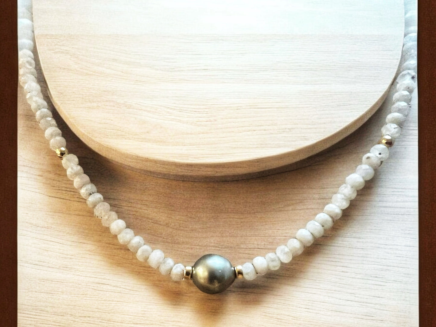Moonstone Tahitian  Solitaire Necklace