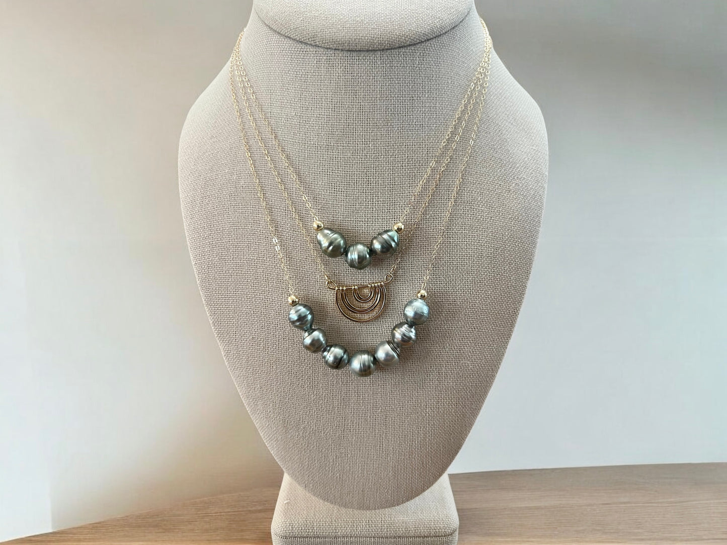 Seven Tahitian Floating Chain Necklace