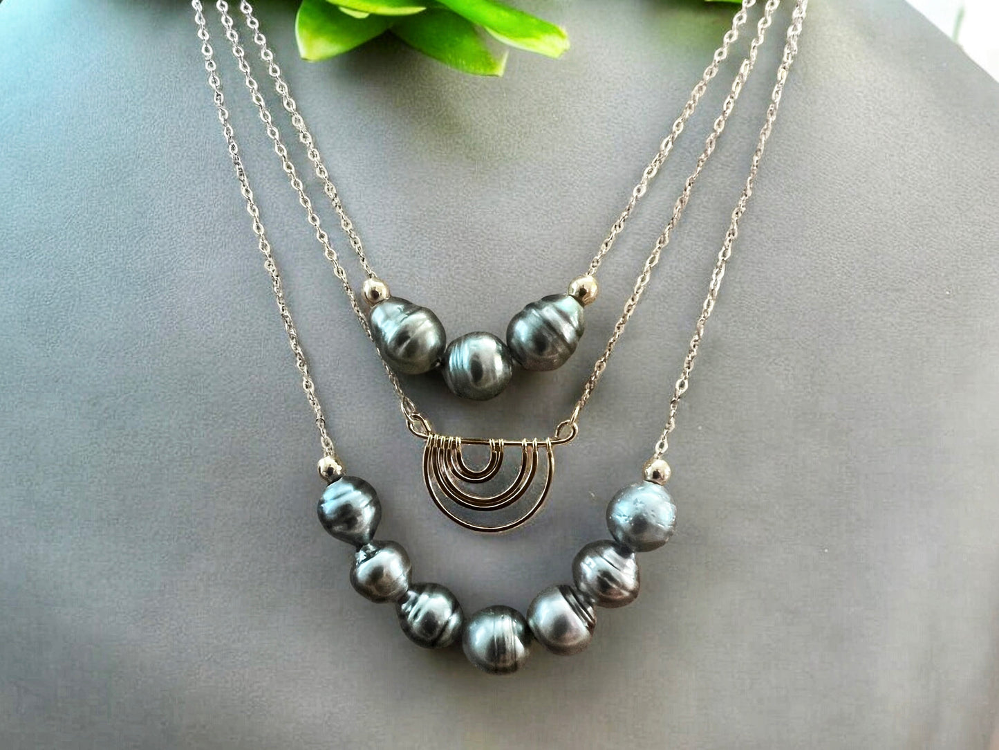 Seven Tahitian Floating Chain Necklace
