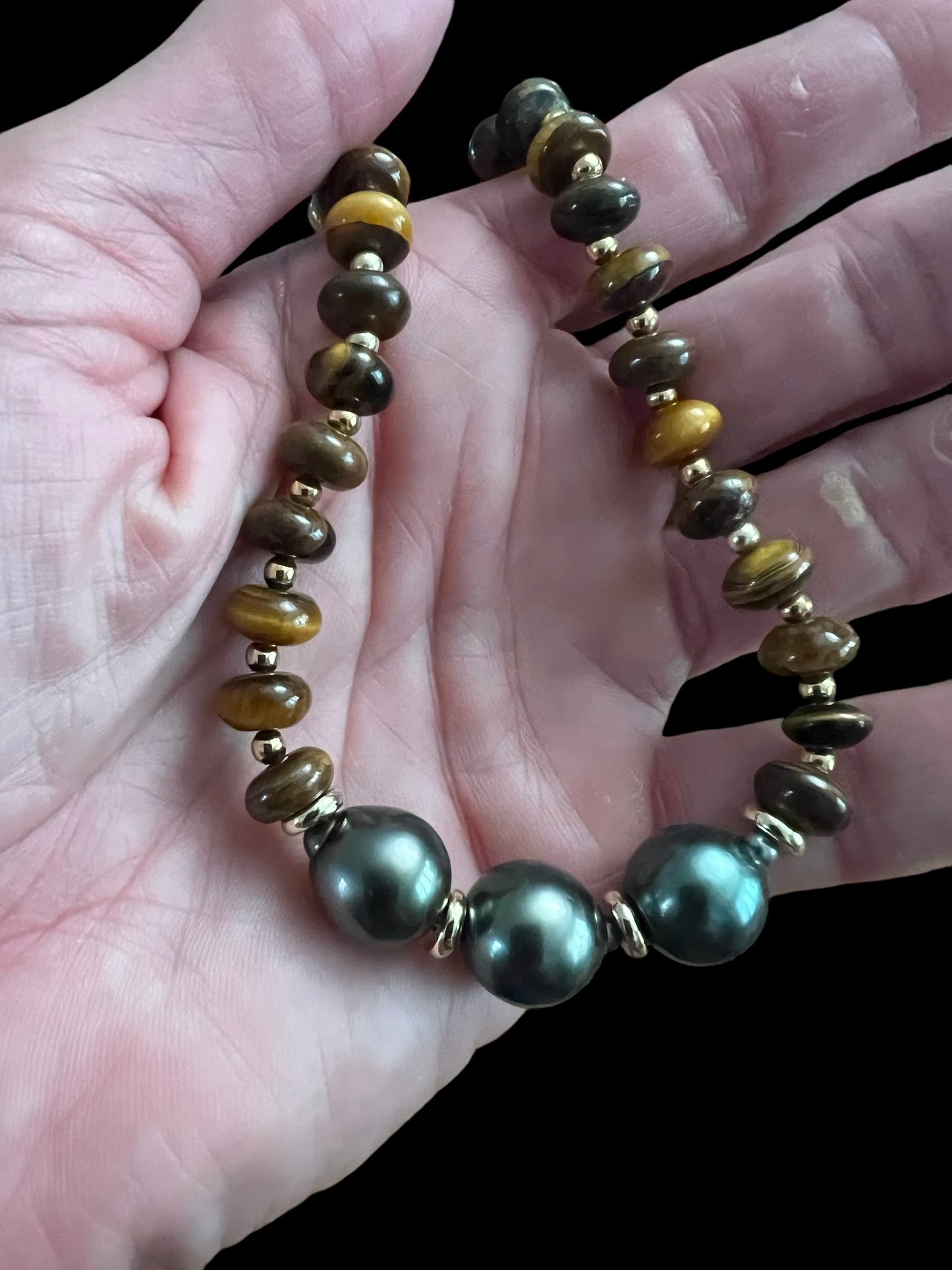 Tahitian Pearl Tiger’s Eye Necklace