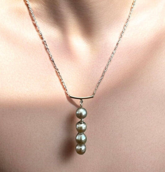 Green Tahitian Bar Necklace
