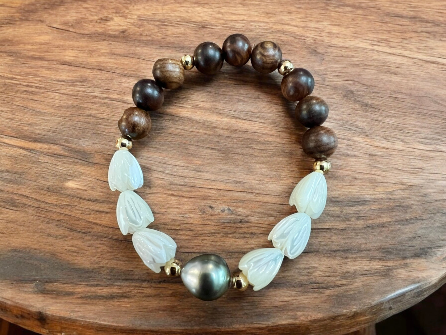 Tahitian Pikake & Rosewood Stretch Bracelet