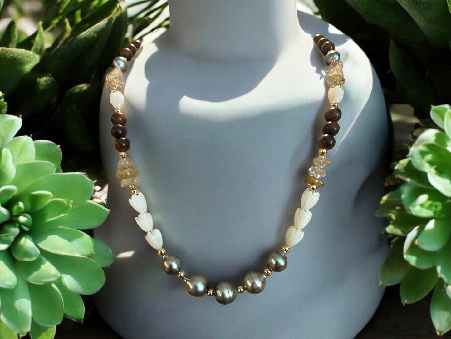 Give Thanks Lei Necklace