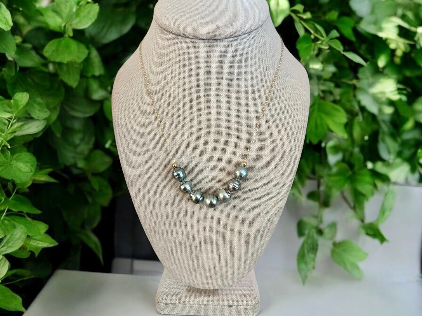 Seven Tahitian Floating Chain Necklace