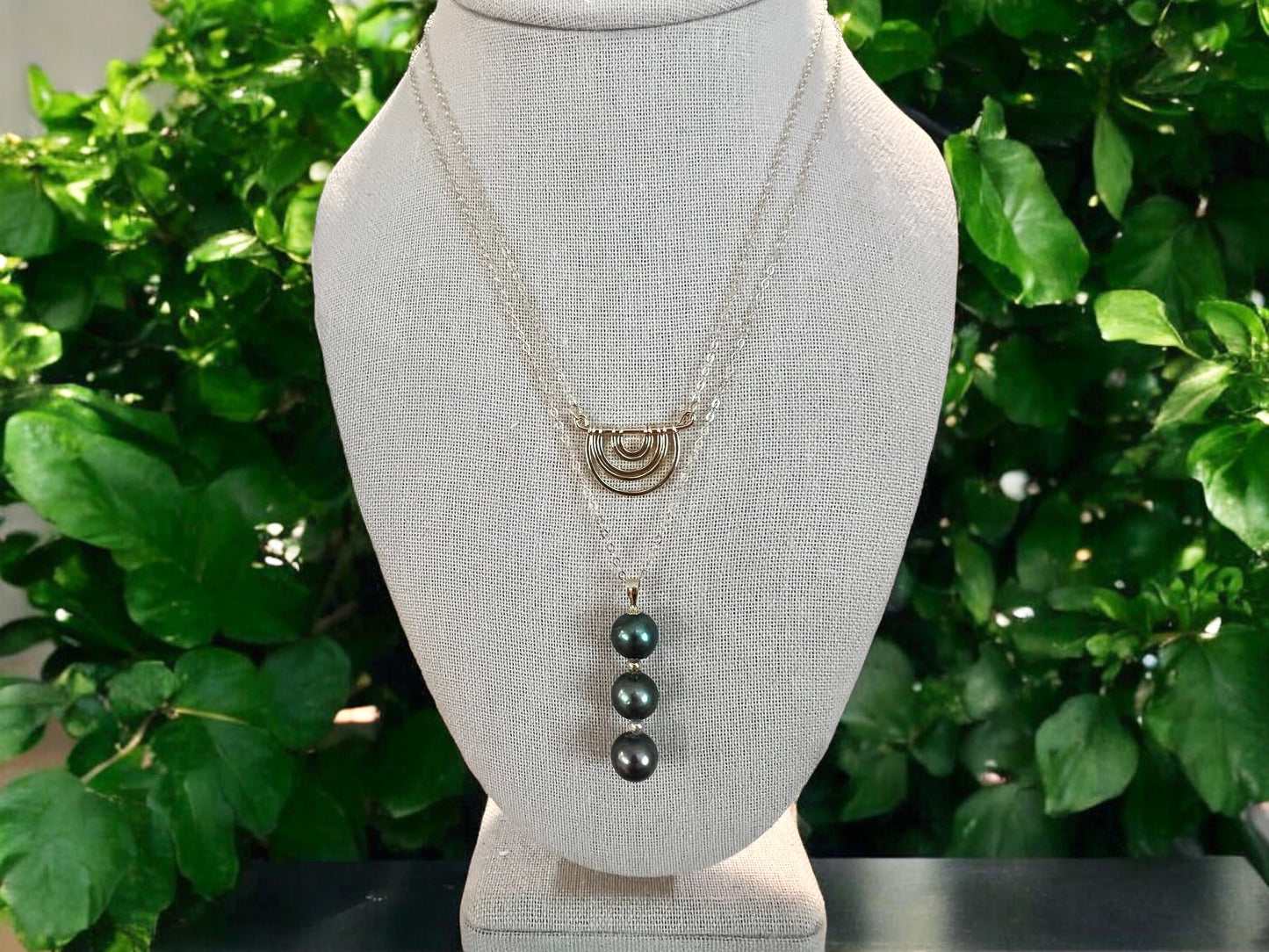 Ombre Green Tahitian Pearl Necklace
