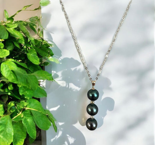 Ombre Green Tahitian Pearl Necklace
