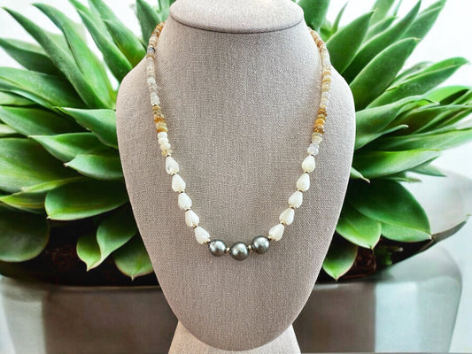Deck the Halls Necklace