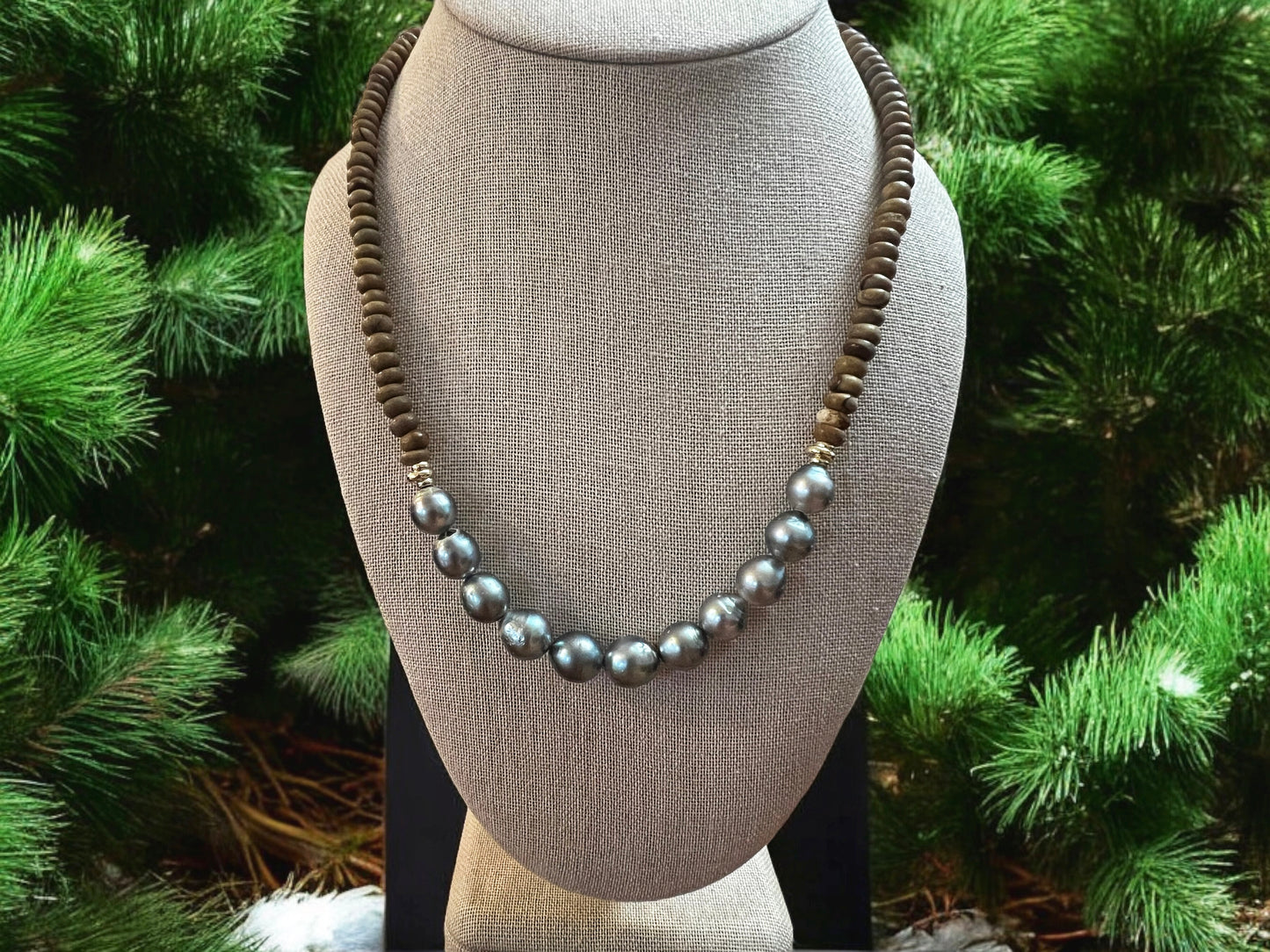Picture This Necklace - Tahitian