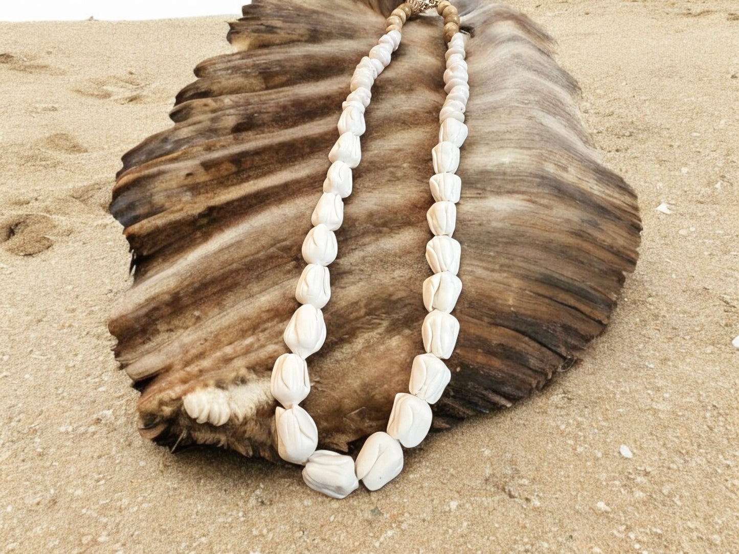 Christmas Morning Surf Lei Necklace