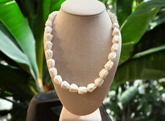 Christmas Morning Surf Lei Necklace