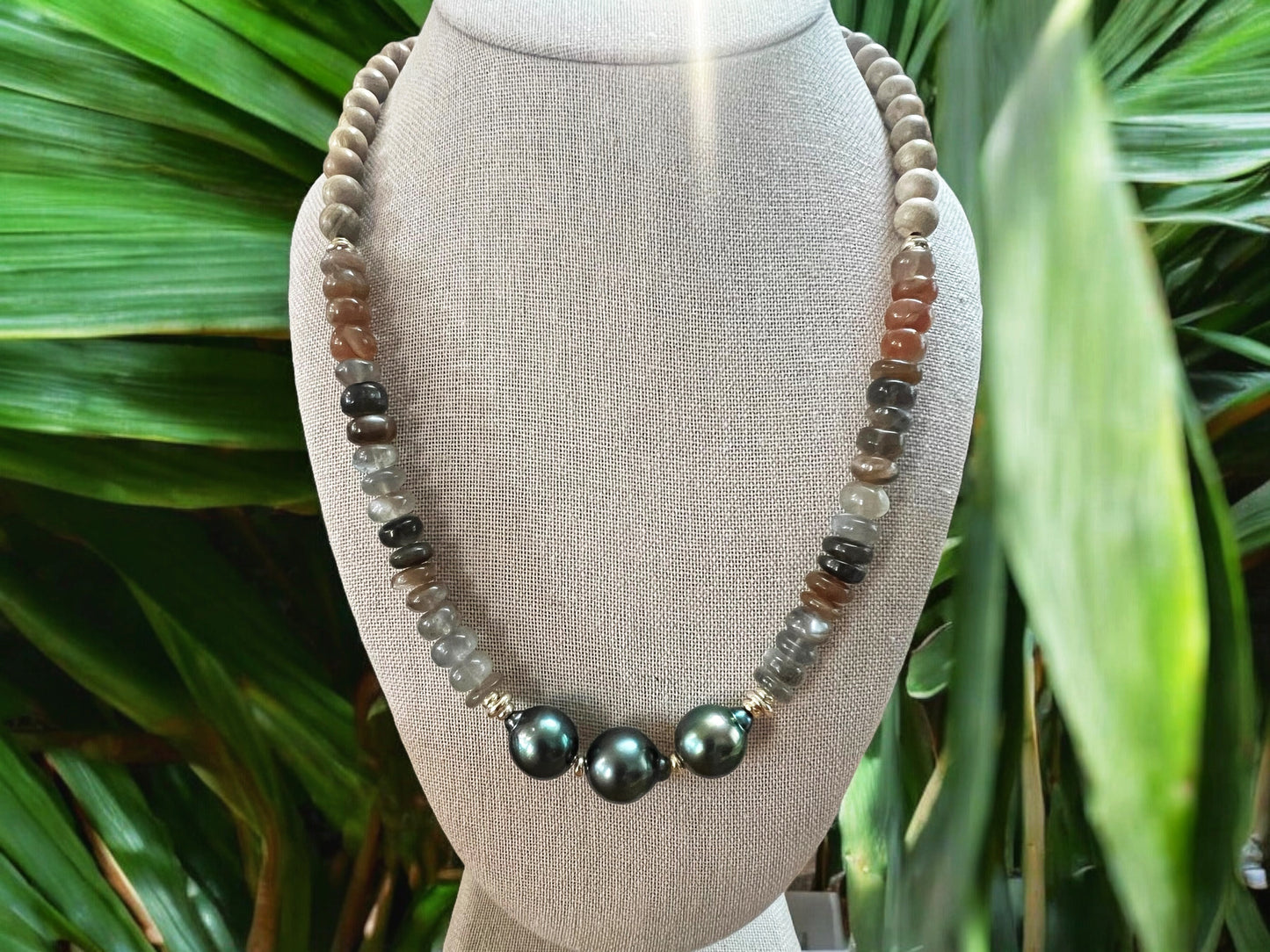 Tahitian Obsidian Lei Necklace