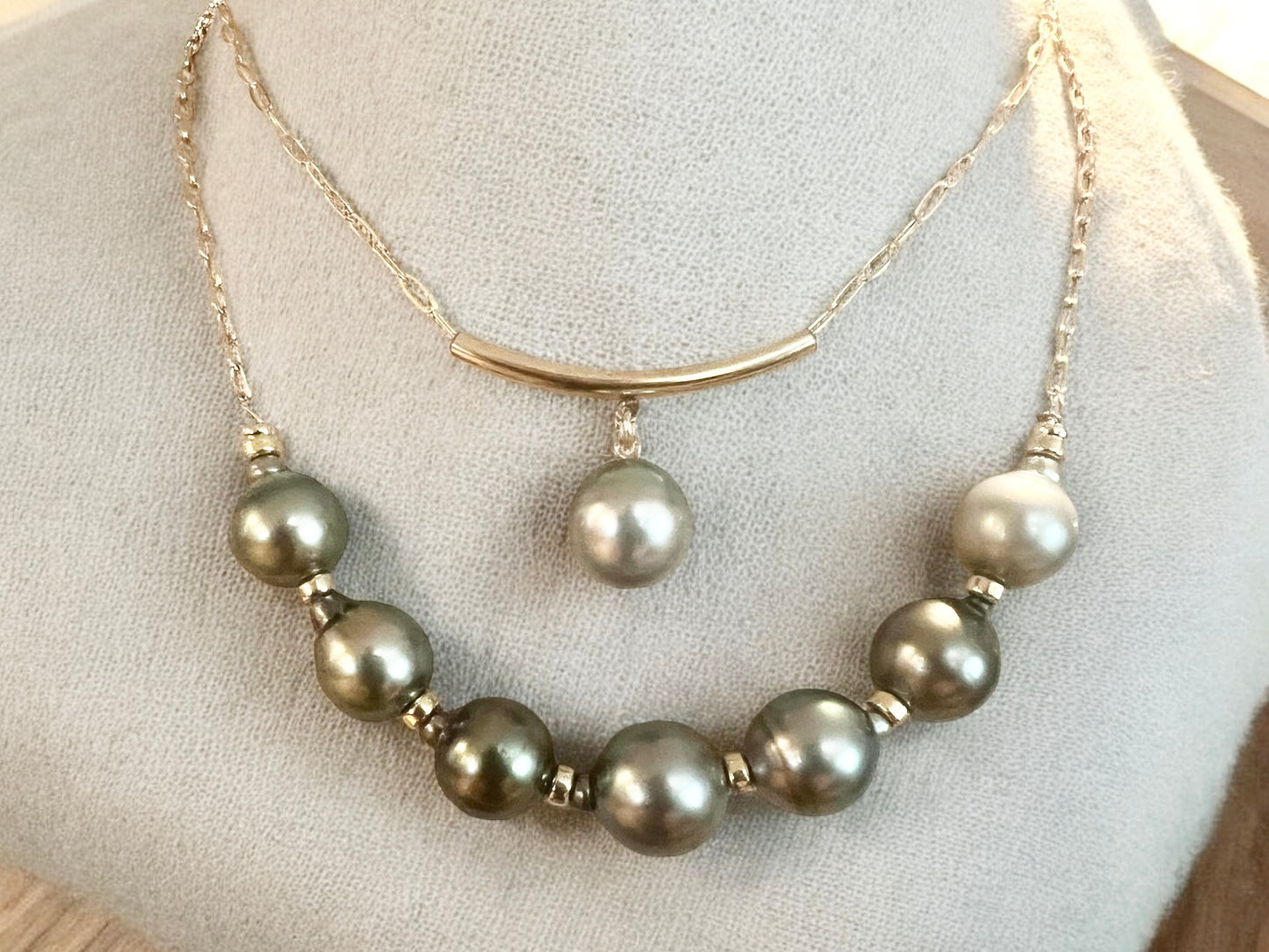 Bombucha Tahitian Pearl Paperclip Bar Necklace