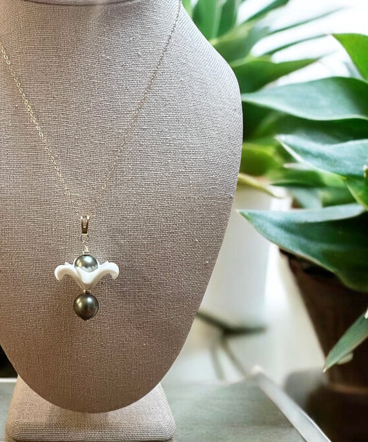 Pikake Tahitian Necklace