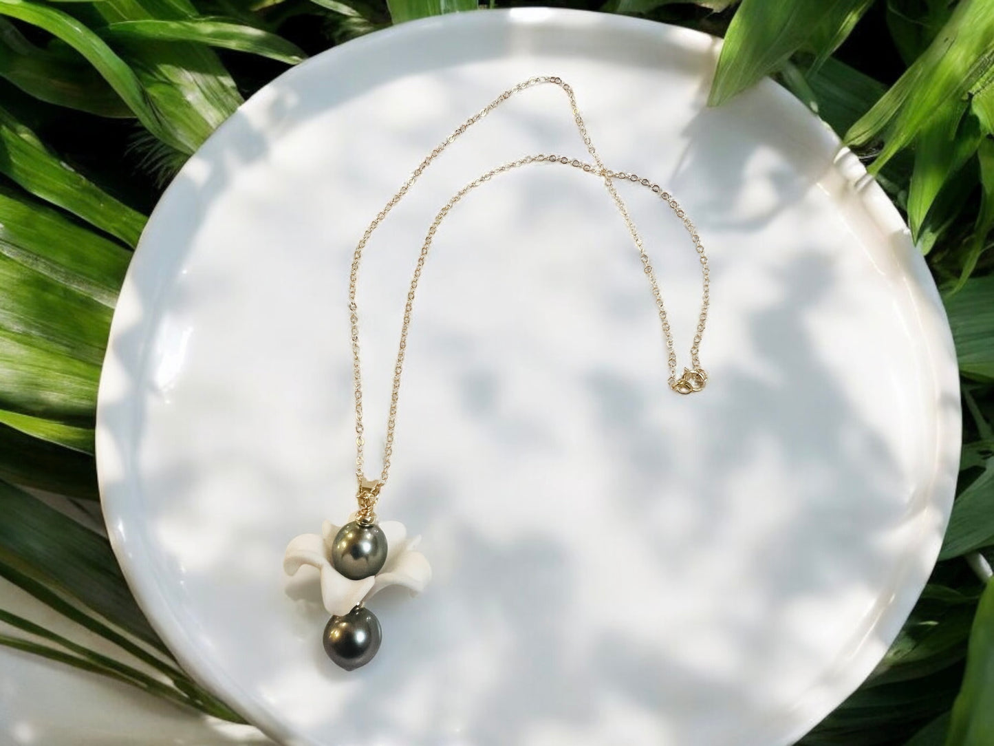 Pikake Tahitian Necklace