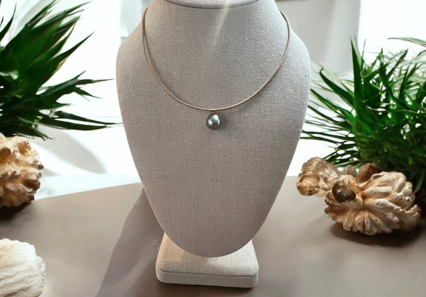 Naked Pendant