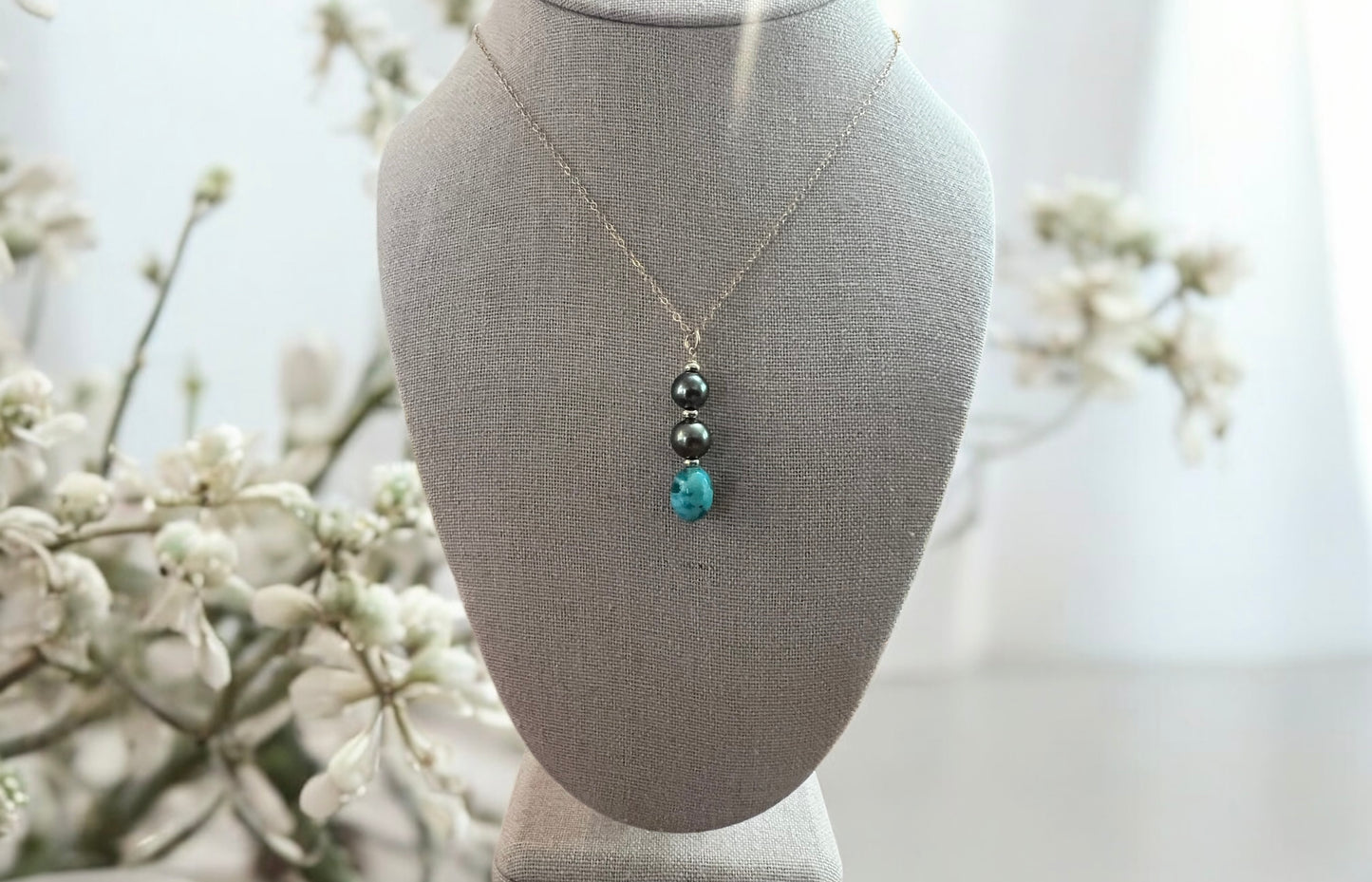 Kingman Turquoise & Tahitian Pendant Necklace