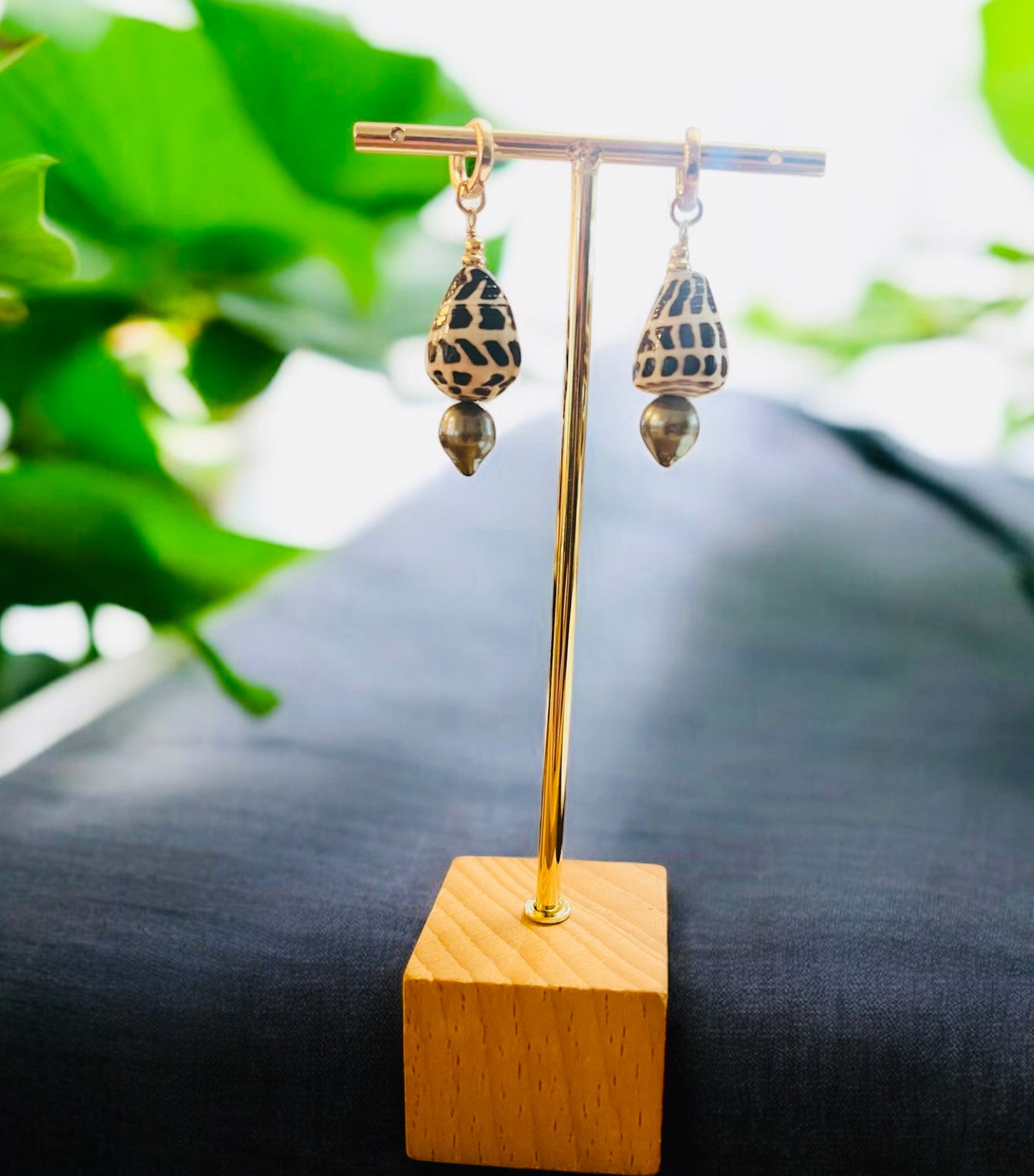 Hebrew Shell & Tahitian Huggie Earrings