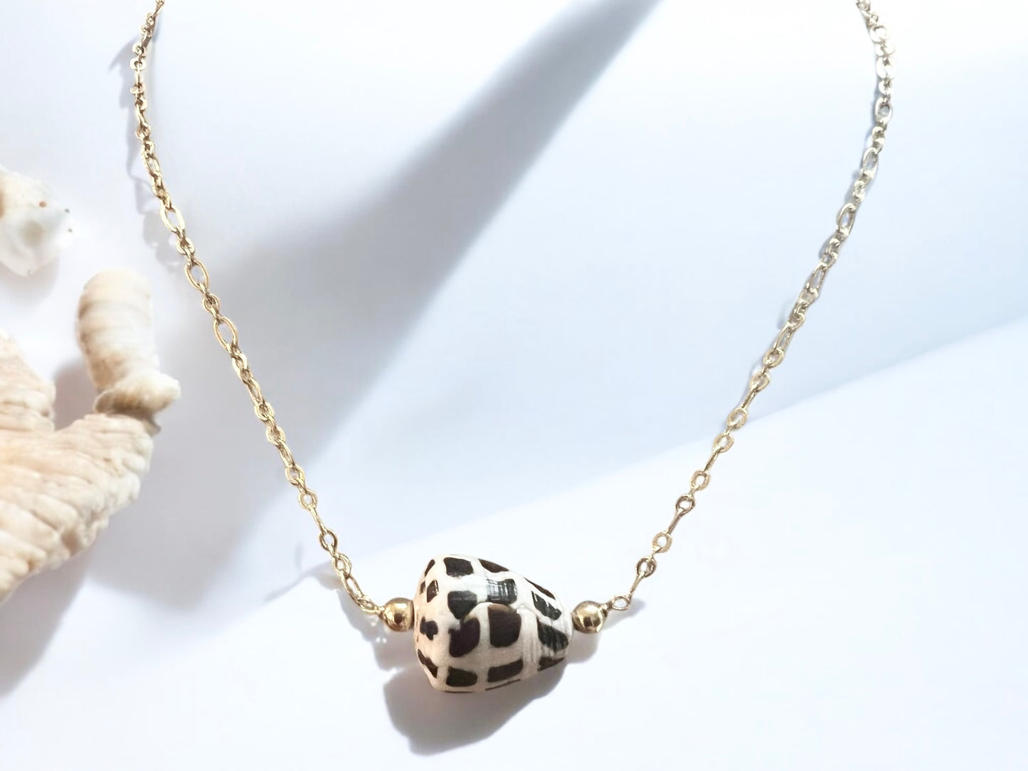 Hebrew Shell Choker Necklace