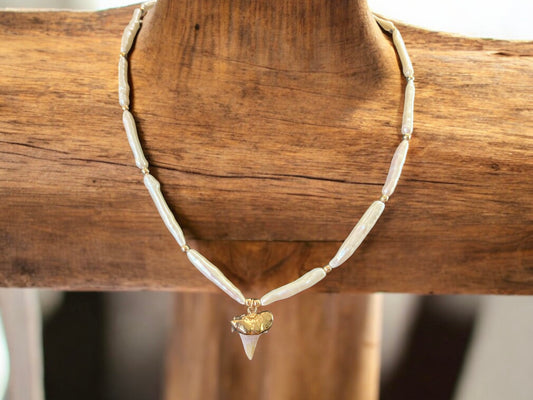 Stick Pearl Shark Tooth Necklace