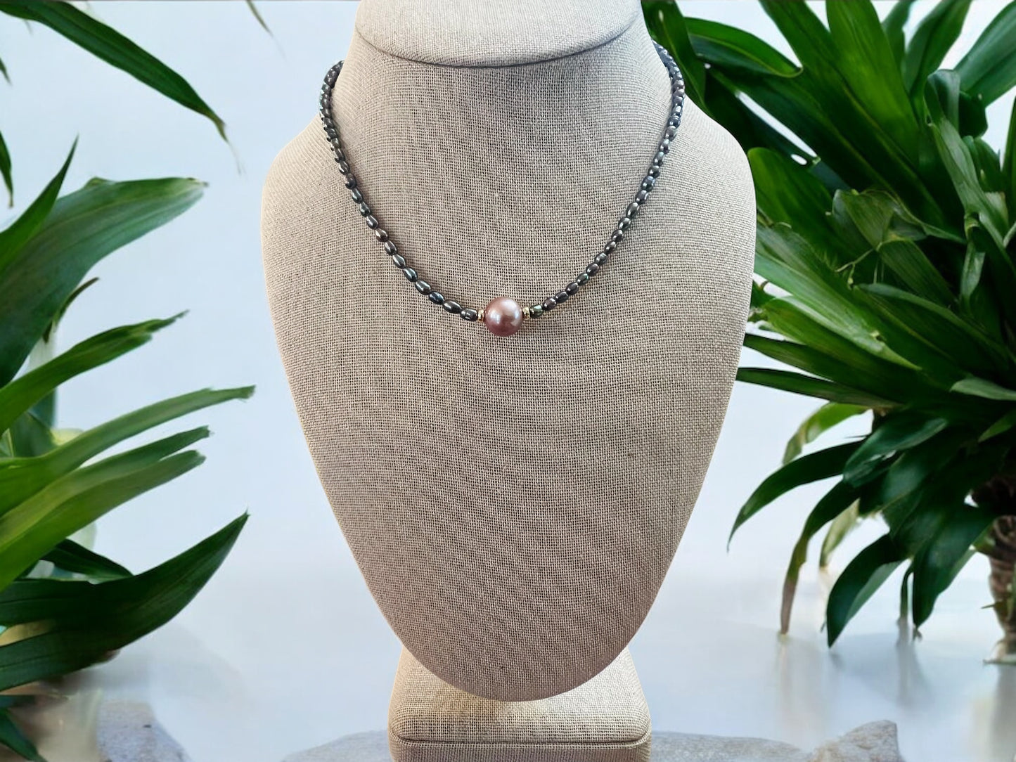 Edison & Freshwater Choker Necklace